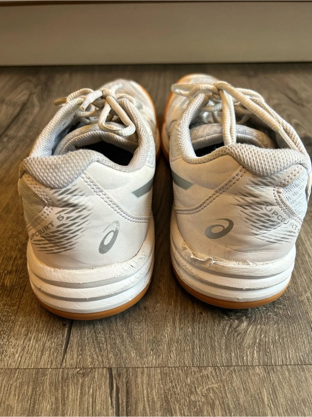 Aasics Upcourt Indoor Court Volleyball Shoes- White with Gum Outsole - Picture 6 of 9